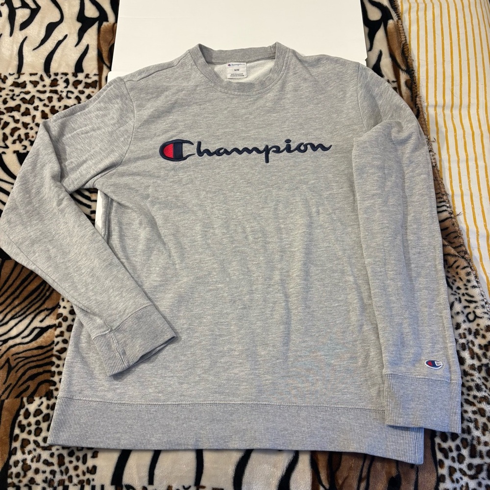 Champion Embroidered Gray‎ Crewneck Sweatshirt Man Size M | Classic Pullover